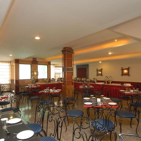 Hotel Arif Castle, Нейнитал Екстериор снимка